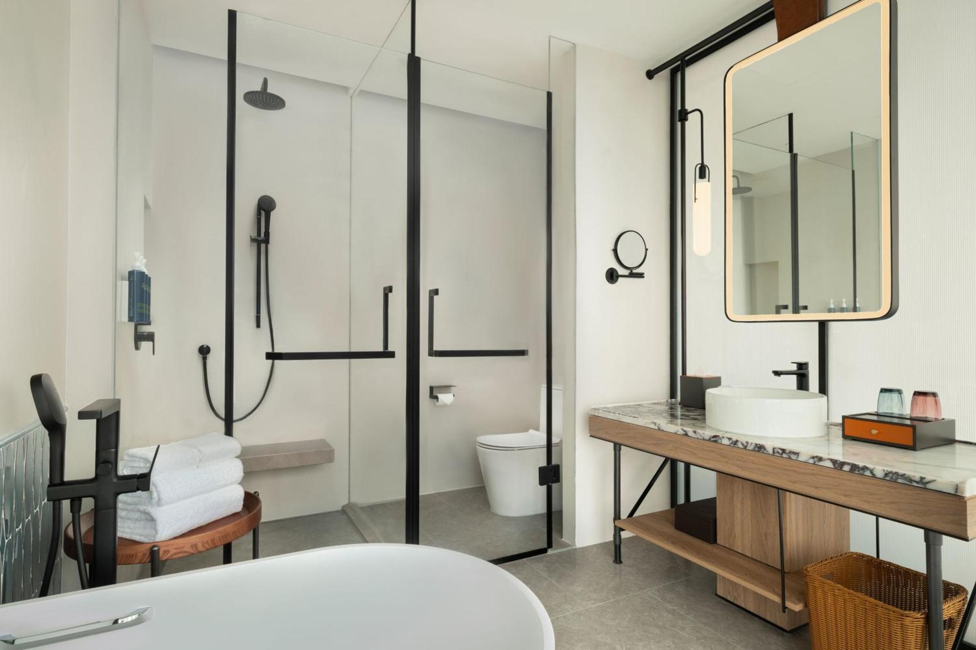 Four Points By Sheraton Yantai Exterior photo